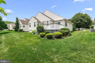 8 Zinnia Way, Langhorne, PA 19047 - Photo 28