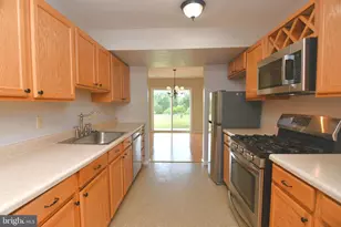 2521 Emerald Ln, Quakertown, PA 18951 - Photo 4