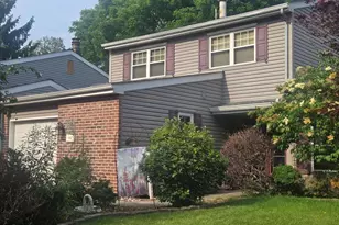 111 Commonwealth Dr, Newtown, PA 18940 - Photo 2
