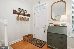 5 Woodbridge Dr, Doylestown, PA 18901 - Photo 4