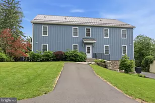 301 Edgeboro Dr, Newtown, PA 18940 - Photo 1