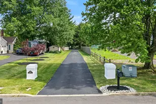 1347 Heller Dr, Yardley, PA 19067 - Photo 2