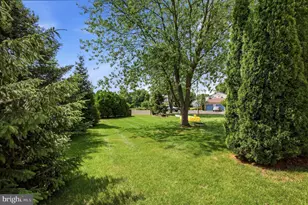 6 Stewer Ln, Perkasie, PA 18944 - Photo 14