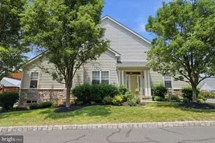 301 Eaton Ct, Warrington, PA 18976 - Photo 2