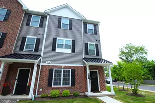401 W Spruce, Perkasie, PA 18944 - Photo 2