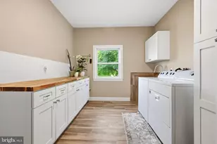 949 Blooming Glen Rd, Perkasie, PA 18944 - Photo 16
