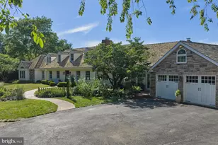 941 Mt Eyre Rd, Washington Crossing, PA 18977 - Photo 2