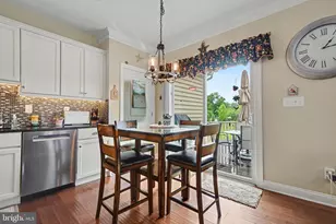 327 W Boulder Dr, Chalfont, PA 18914 - Photo 8