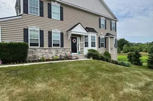 327 W Boulder Dr, Chalfont, PA 18914 - Photo 1