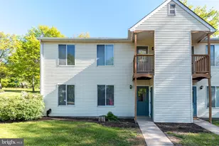 1 Kittery Ct, Sellersville, PA 18960 - Photo 2