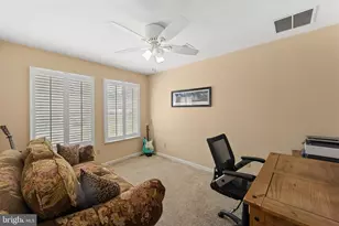 487 Cambridge Ln, Newtown, PA 18940 - Photo 16