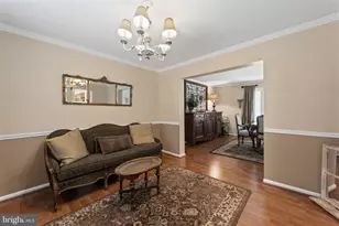 487 Cambridge Ln, Newtown, PA 18940 - Photo 8