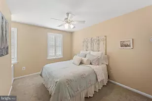 487 Cambridge Ln, Newtown, PA 18940 - Photo 20