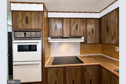 5510 Golden Drive, Morrisville, PA 19067 - Photo 24