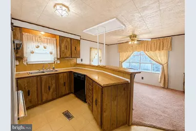 5510 Golden Drive, Morrisville, PA 19067 - Photo 32