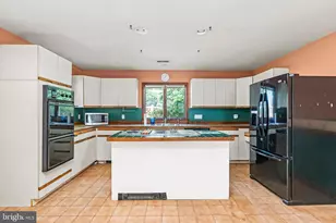 139 W Ashland St, Doylestown, PA 18901 - Photo 6