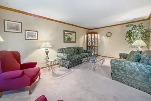 735 Ross Dr, Feasterville-Trevose, PA 19053 - Photo 12