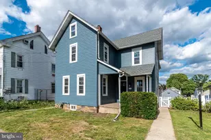 39 S 9th St, Quakertown, PA 18951 - Photo 4