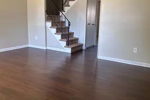242 Daffodil Ct, Quakertown, PA 18951 - Photo 2