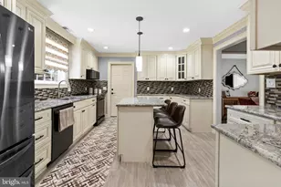 57 Rust Hill Rd, Levittown, PA 19056 - Photo 8