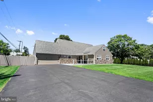 57 Rust Hill Rd, Levittown, PA 19056 - Photo 1