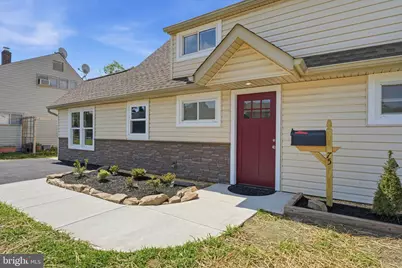 75 Ivy Hill Road, Levittown, PA 19057 - Photo 2