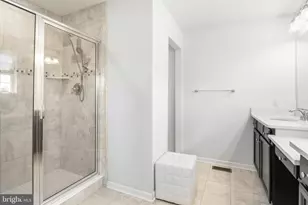 406 Tall Oaks Dr, Warminster, PA 18974 - Photo 28