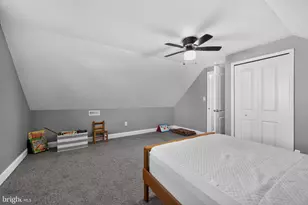 60 Pine Needle Rd, Levittown, PA 19056 - Photo 22