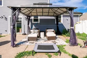 27 Bittersweet Rd, Levittown, PA 19057 - Photo 32