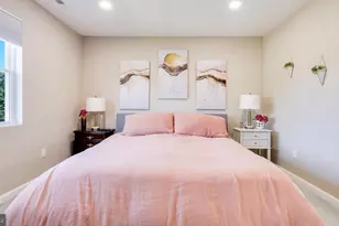 27 Bittersweet Rd, Levittown, PA 19057 - Photo 20