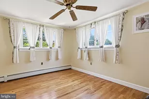 720 Clifford St, Warminster, PA 18974 - Photo 18