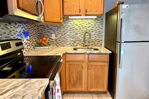 3435 S Temple Ave, Feasterville-Trevose, PA 19053 - Photo 6