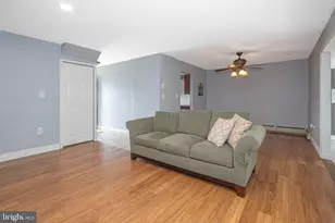 11 High Rd, Levittown, PA 19056 - Photo 12