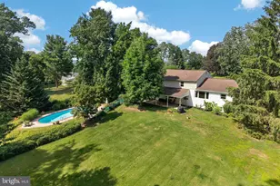 4 Far View Rd, Chalfont, PA 18914 - Photo 4