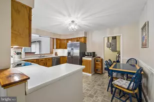 4674 Sunrise Ave, Bensalem, PA 19020 - Photo 18