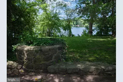 2462 N River Road, New Hope, PA 18938 - Photo 24