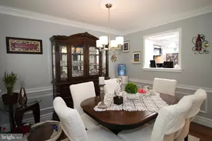 4590 Louise St Claire Dr, Doylestown, PA 18902 - Photo 6