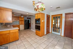 519 Parkvale Ave, Langhorne, PA 19047 - Photo 56