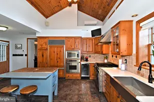 381 Holland Rd, Holland, PA 18966 - Photo 14