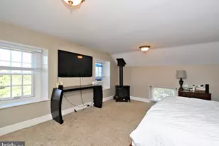 381 Holland Rd, Holland, PA 18966 - Photo 32