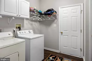 319 Starflower Ln, Langhorne, PA 19047 - Photo 26