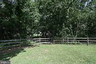 703 W County Line Rd, Warminster, PA 18974 - Photo 22