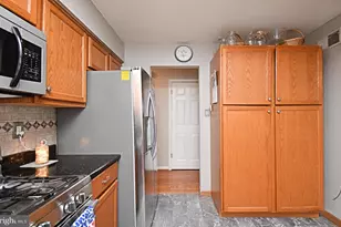 703 W County Line Rd, Warminster, PA 18974 - Photo 8