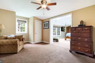 2201 Denbeigh Dr, Jamison, PA 18929 - Photo 46