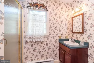 501 E Penn St, Newtown, PA 18940 - Photo 12