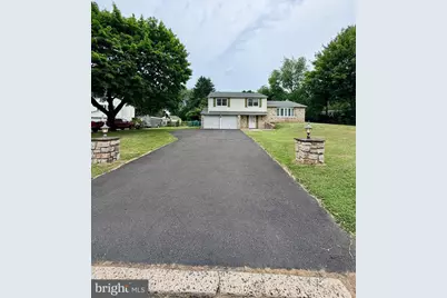31 Rembrandt Lane, Southampton, PA 18966 - Photo 2