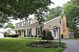 817 Stark Cir, Yardley, PA 19067 - Photo 2