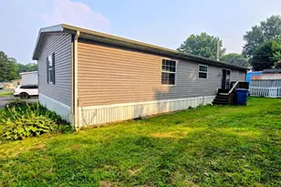 1302 Gibson Rd, Bensalem, PA 19020 - Photo 6