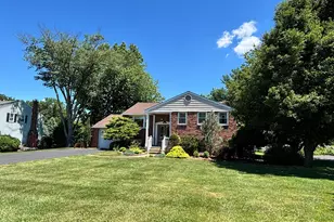 26 Heather Rd, Southampton, PA 18966 - Photo 2