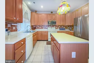 40 Betts Drive, Washington Crossing, PA 18977 - Photo 6